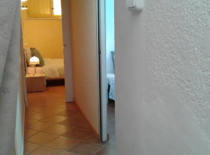 아파트 With Parking Space - 17633 *